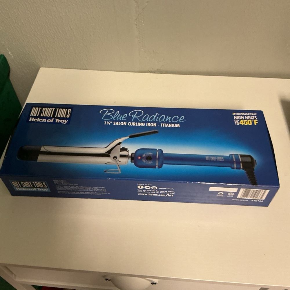 Blue Radiance Curling Iron Helen of Troy Brand New in box